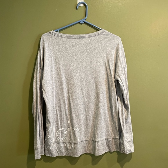 CALVIN KLEIN LONG SLEEVE T-SHIRT Sz MEDIUM - Picture 4 of 7